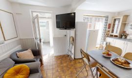 2 Vassall Road
